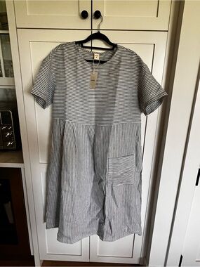 Striped Short-Sleeve Linen Mini Dress in Blue and White